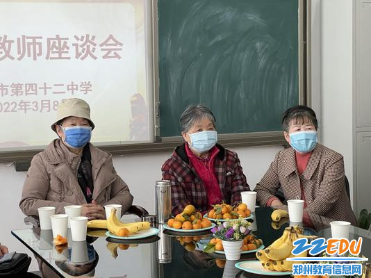 6退休老干部关心关注学校发展