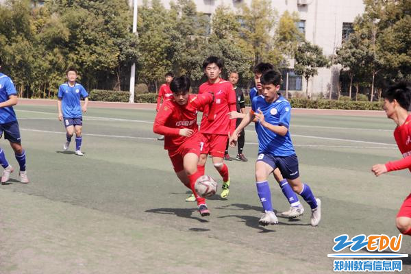 在比赛中尽情挥洒汗水 在比赛中尽情挥洒汗水