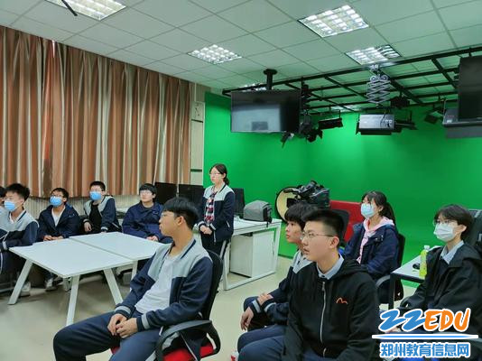 1. 观看电影片段 1. 观看电影片段