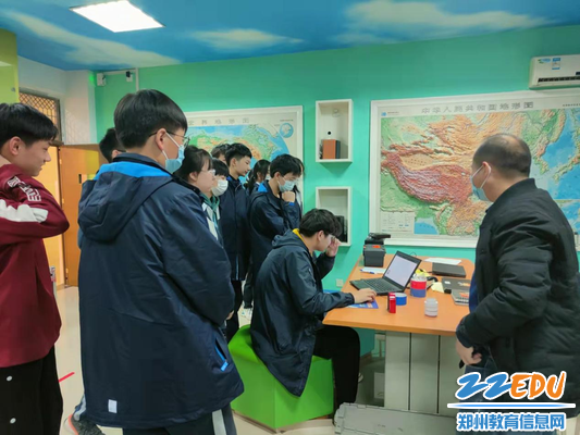 1. 集体讲解 1. 集体讲解