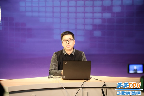 王海勇做生命教育专题讲座 王海勇做生命教育专题讲座