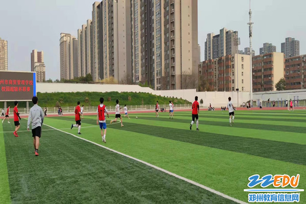 学生队带球进攻_副本 学生队带球进攻_副本