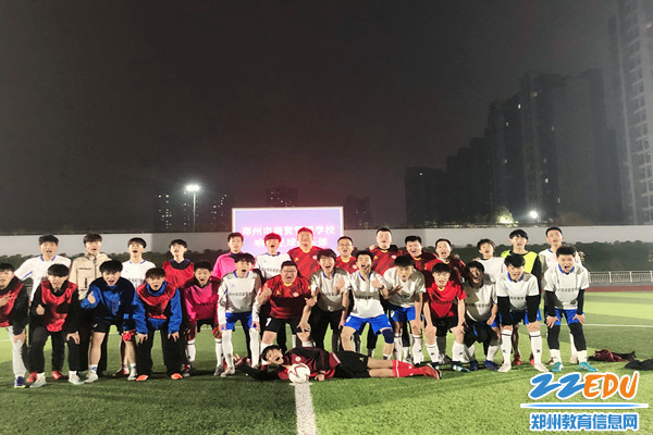 师生赛后合影_副本 师生赛后合影_副本