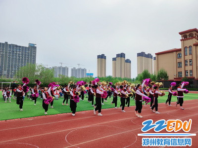 啦啦操开场_调整大小 啦啦操开场_调整大小