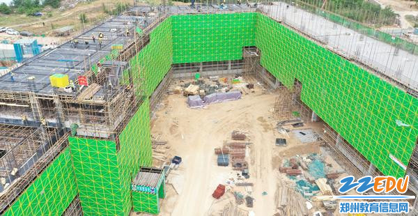 新校区繁忙施工中_副本 新校区繁忙施工中_副本