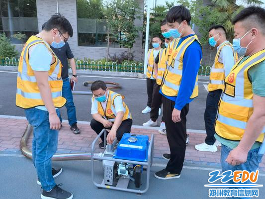 安装抽水泵_副本 安装抽水泵_副本