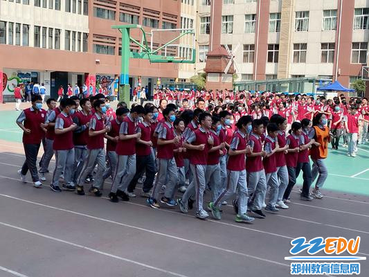 展精神风貌 振奋人心 展精神风貌 振奋人心