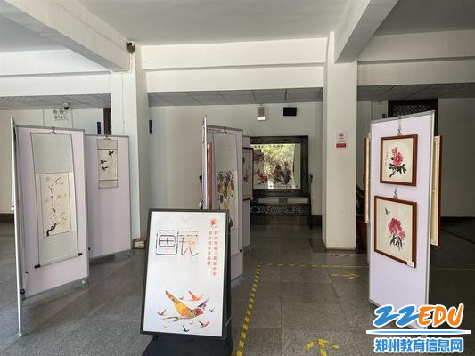 郑州市第二高级中学国际部毕业画展_副本 郑州市第二高级中学国际部毕业画展_副本