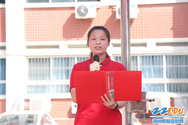 2.老生代表发言 2.老生代表发言