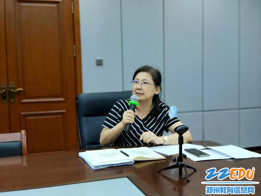 郑州八中副校长刘莘讲话 郑州八中副校长刘莘讲话