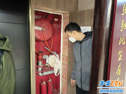 排查校史馆消防设施完好情况 排查校史馆消防设施完好情况