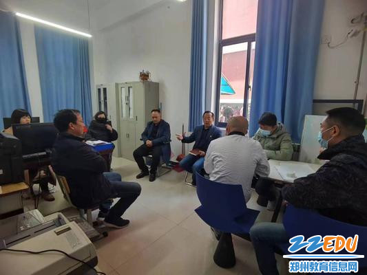 召开食品留样柜的规范使用整改会