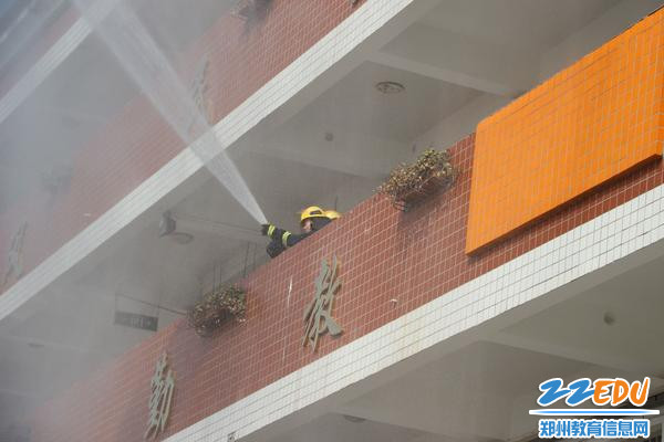 二楼灭火 二楼灭火