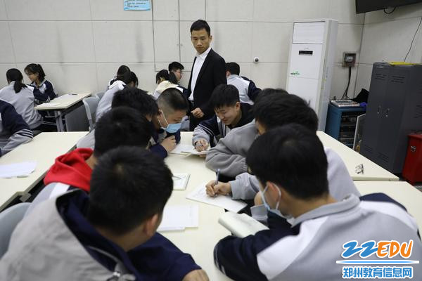 3小组内讨论分享 3小组内讨论分享