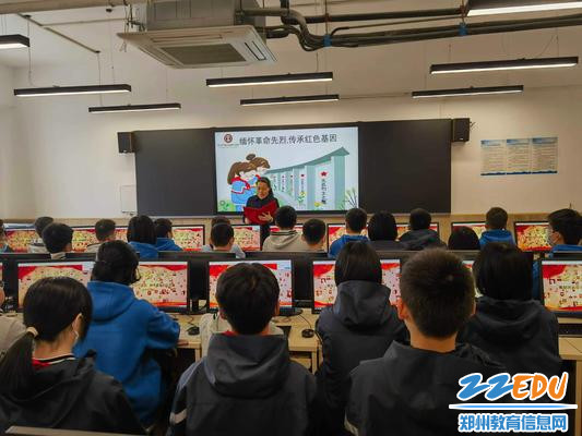 政教处主任孟光明深情朗诵《英雄》 政教处主任孟光明深情朗诵《英雄》