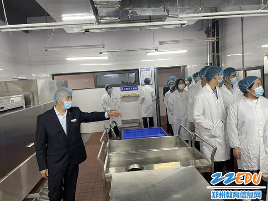 参观洗消间 参观洗消间