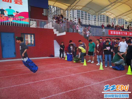 像袋鼠一样跳啊跳1