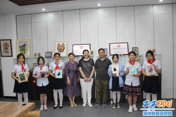 7面塑实训室作品合影 7面塑实训室作品合影