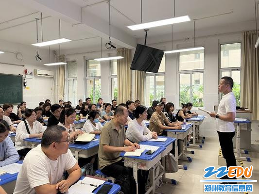 家长会现场_副本 家长会现场_副本