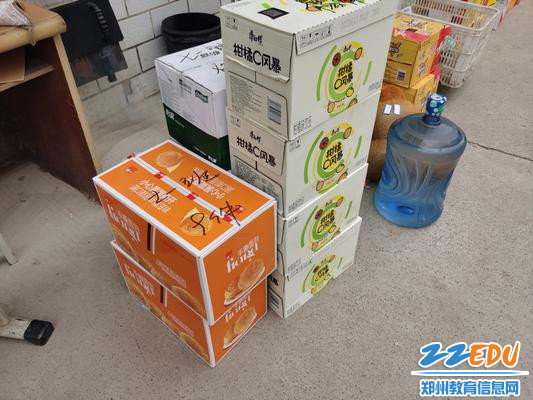 分到七一班的饮料 分到七一班的饮料