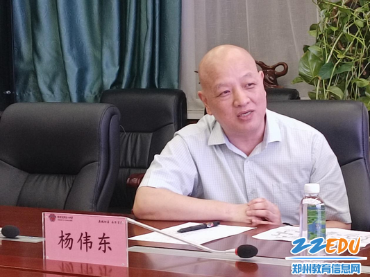 河南省基础教育课程与教学发展中心中学政治教研员杨伟东老师谈结构化赋能思辨教学的看法