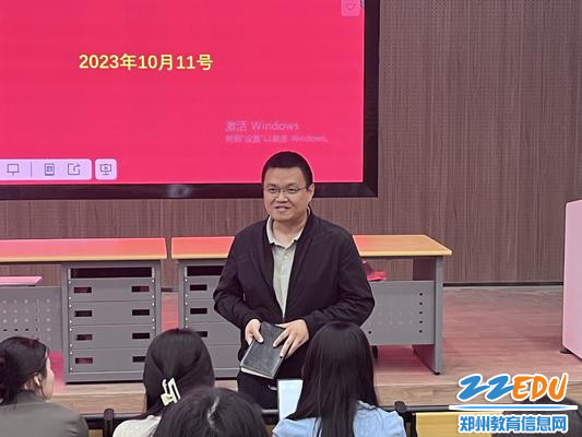 年级长卢仁太发言 年级长卢仁太发言