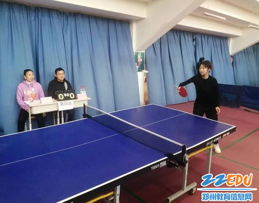 程金桥老师参加女单比赛现场 程金桥老师参加女单比赛现场