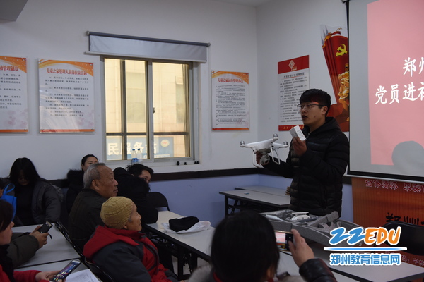 郑州市财贸学校开展在职党员进社区义务服务活