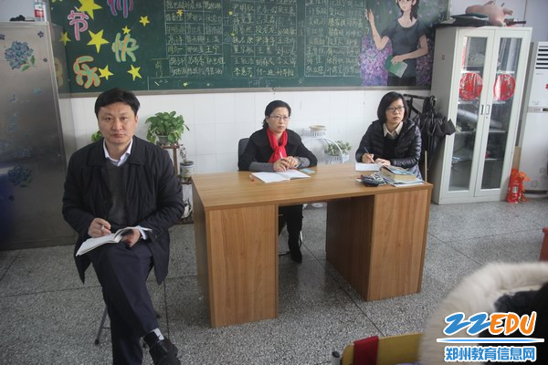 郑州五中推门听课成为检验新学期开学步入正轨