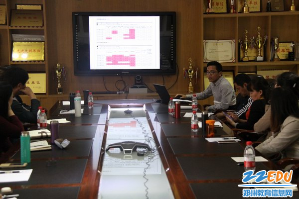 教育代表团到访郑州五中考察交流学习评价