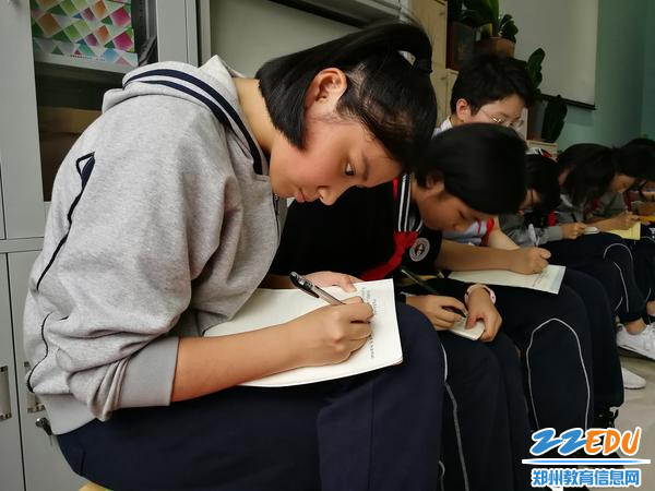 [八中] 教育活动巧安排 深度体悟团队的意义