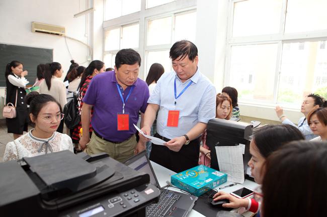 市教育局局长王中立一行巡视我市2018年上半年全国中小学教师资格统一考试面试工作--新闻中心