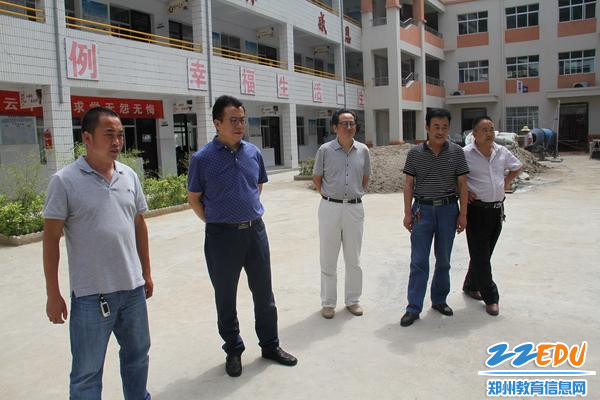郑州八中赴卢氏县汤河乡中学开展结对帮扶活动