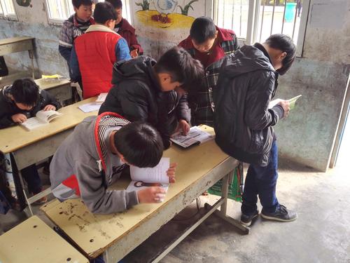 管城区外国语小学 周慧颖 如饥似阅读渴的读书