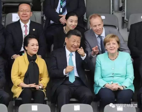 3.17 习近平全票当选国家主席，他是中国足球的忠实拥趸，也是校园足球最坚定的支持者263