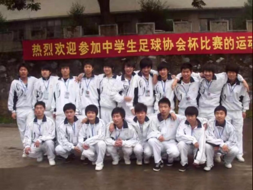 2019.5.25 一人，一队，一片星空。郑州市第十九中学永不独行的足球之路1000