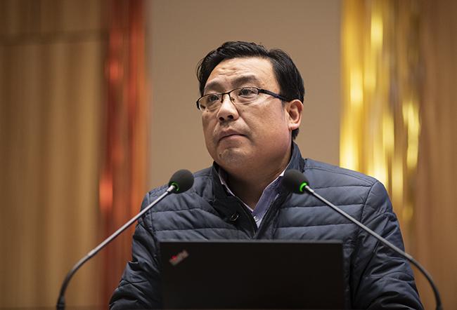 郑州市现代教育信息技术中心副主任曾涛讲话