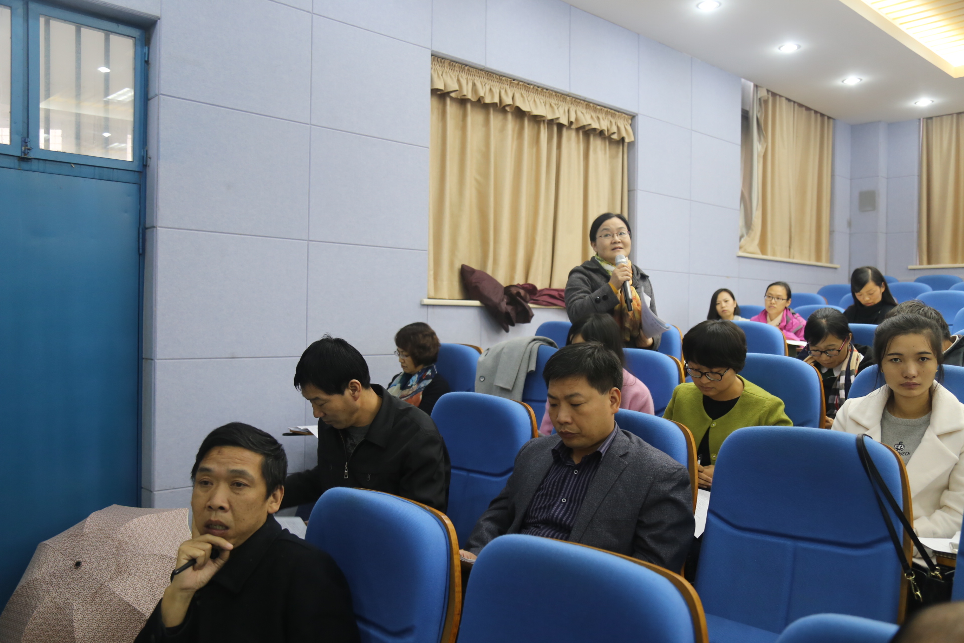 专家深度指导,郑州回中"教,学,评一致性"课堂实践渐入佳境