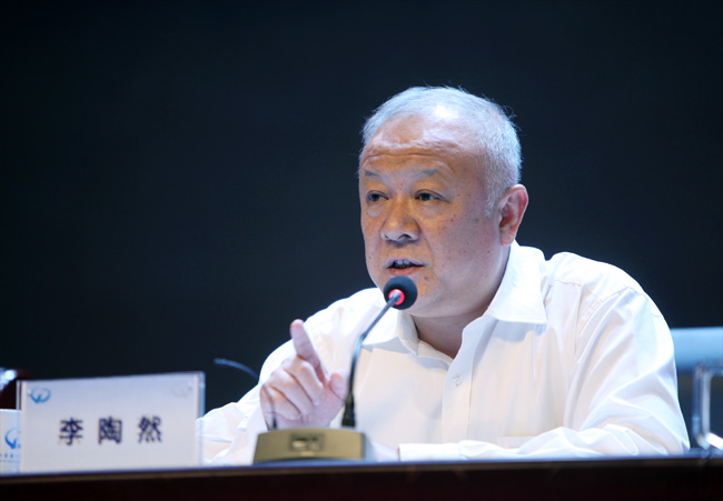 2017年郑州市中招工作会议召开 全面严肃中招各项纪律