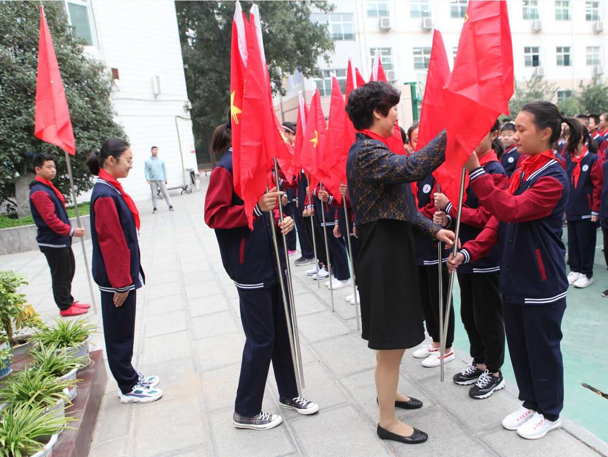 郑州57中,兴华中学举行2021届七年级少先队建队仪式