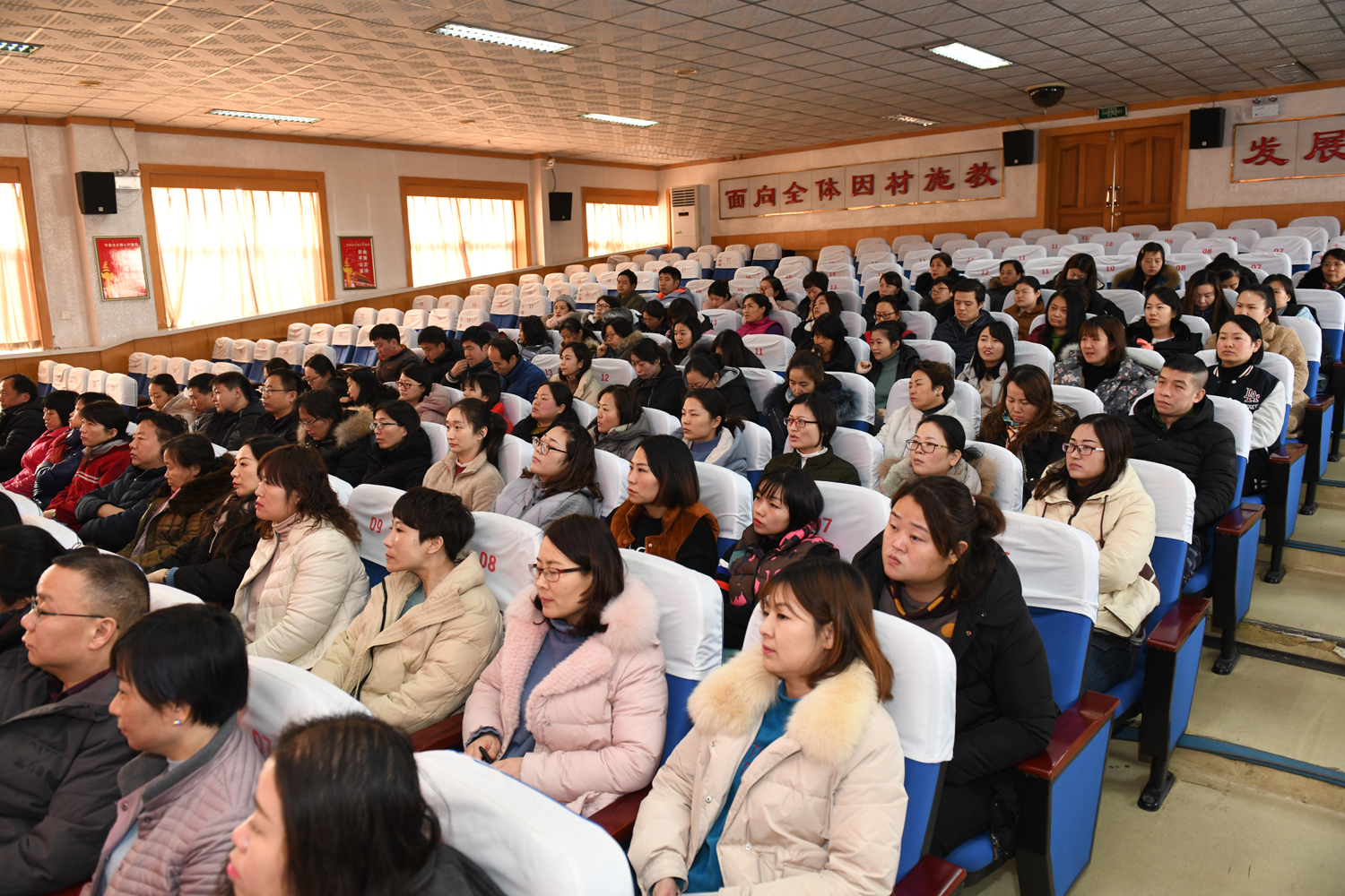 郑州聋哑特殊教育学校图片