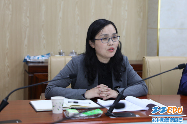 1副校长黄玉杰汇报落实情况