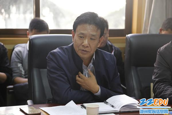 郑州市中小学周边食品安全专项活动座谈会在郑州二中召开