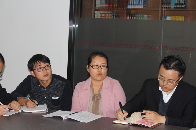 政治老师张涵谈学习感受_副本