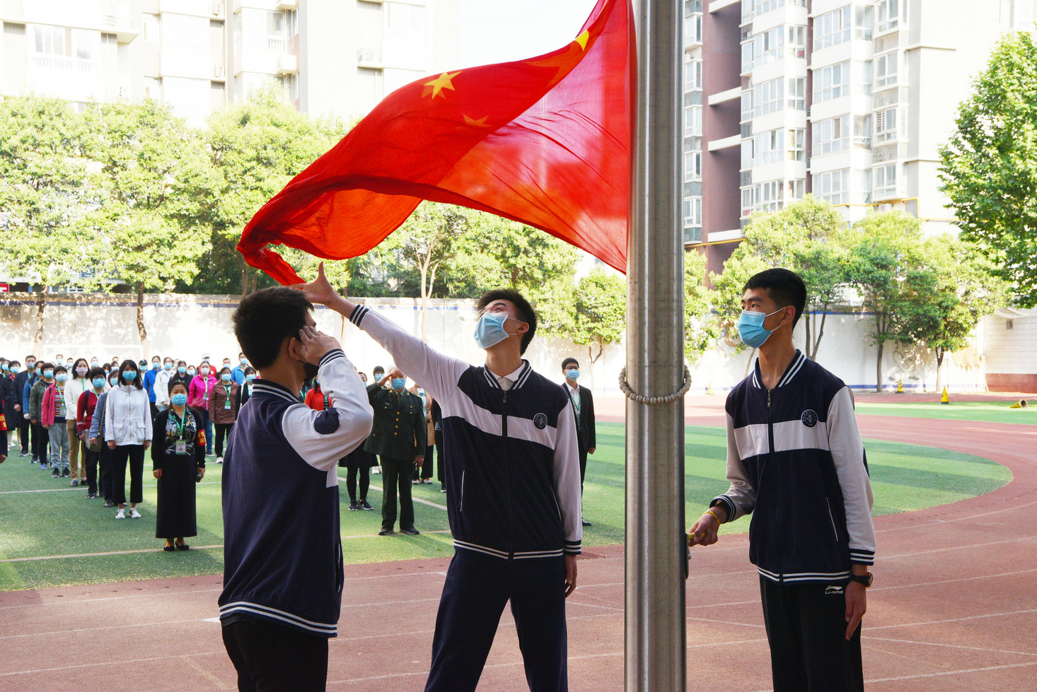 全面复学的第一次升旗仪式