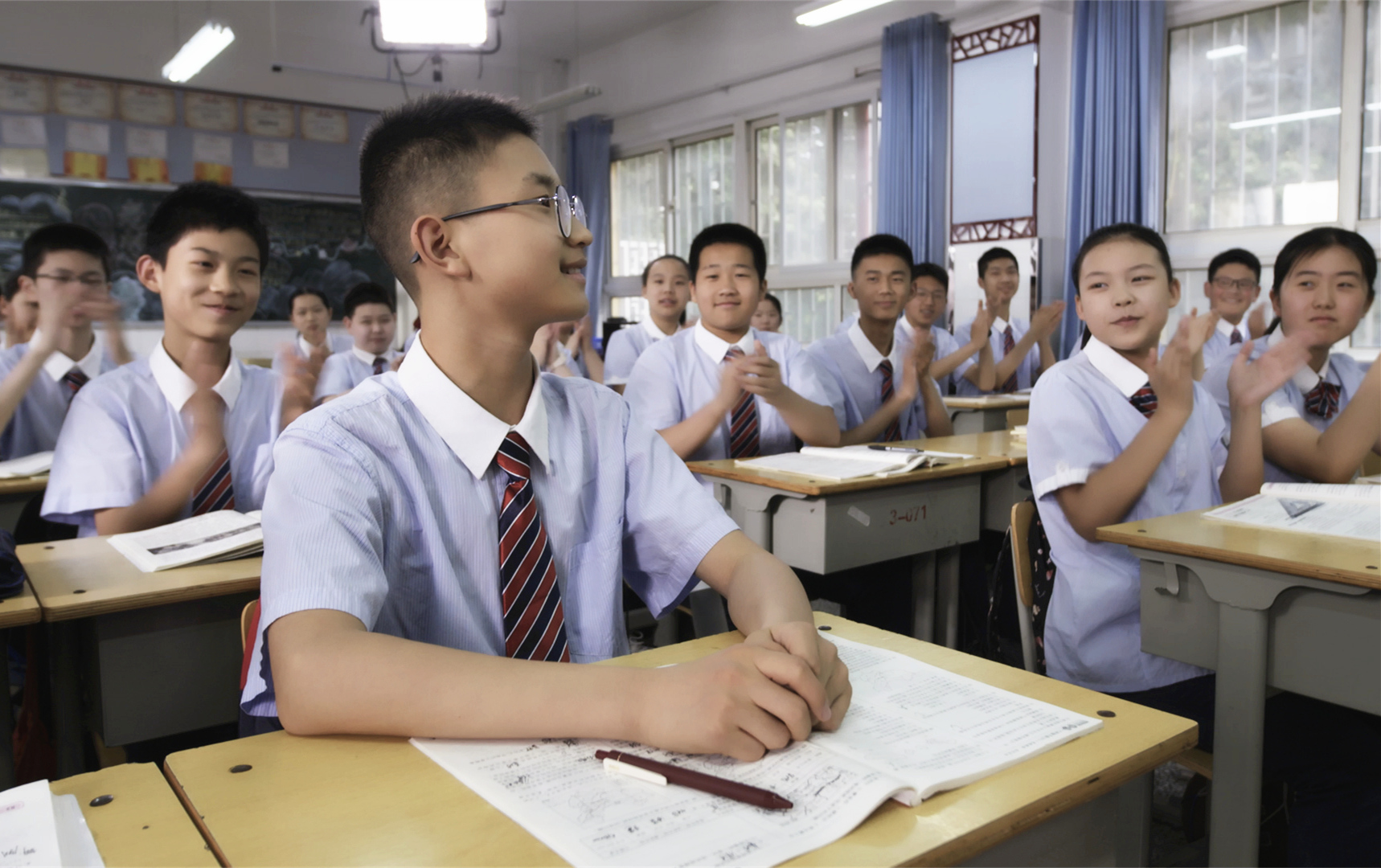 郑州49中八二班学生李运钊出演故事的主人公