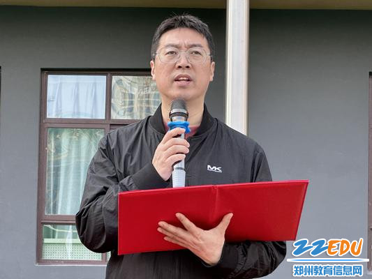 郑州八中新校区校长李益致辞