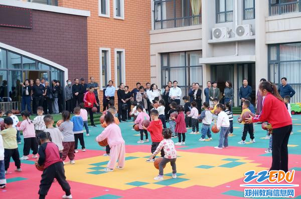 回郭镇第一幼儿园2