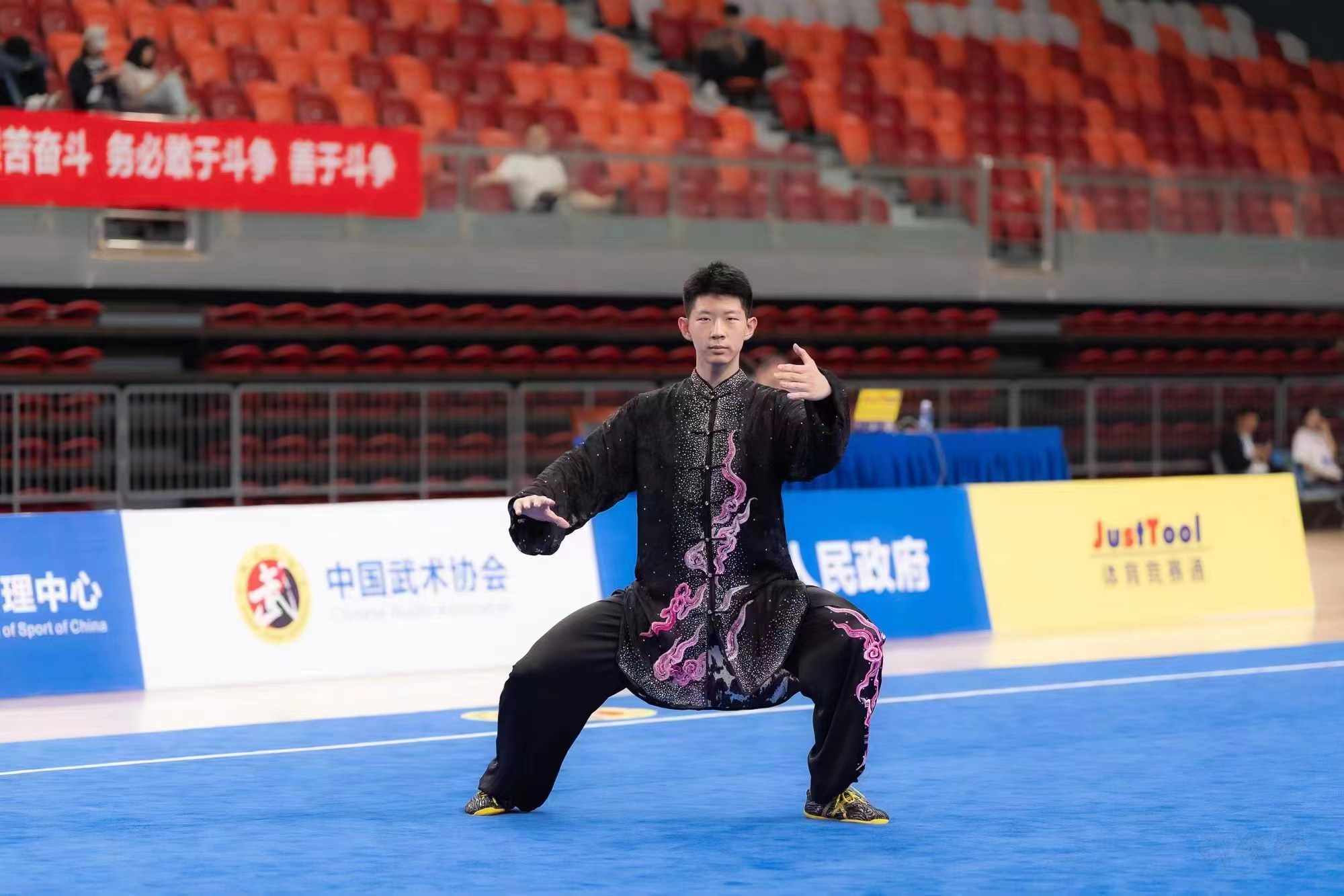 郑州八中15岁少年喜获国家级运动健将荣誉称号
