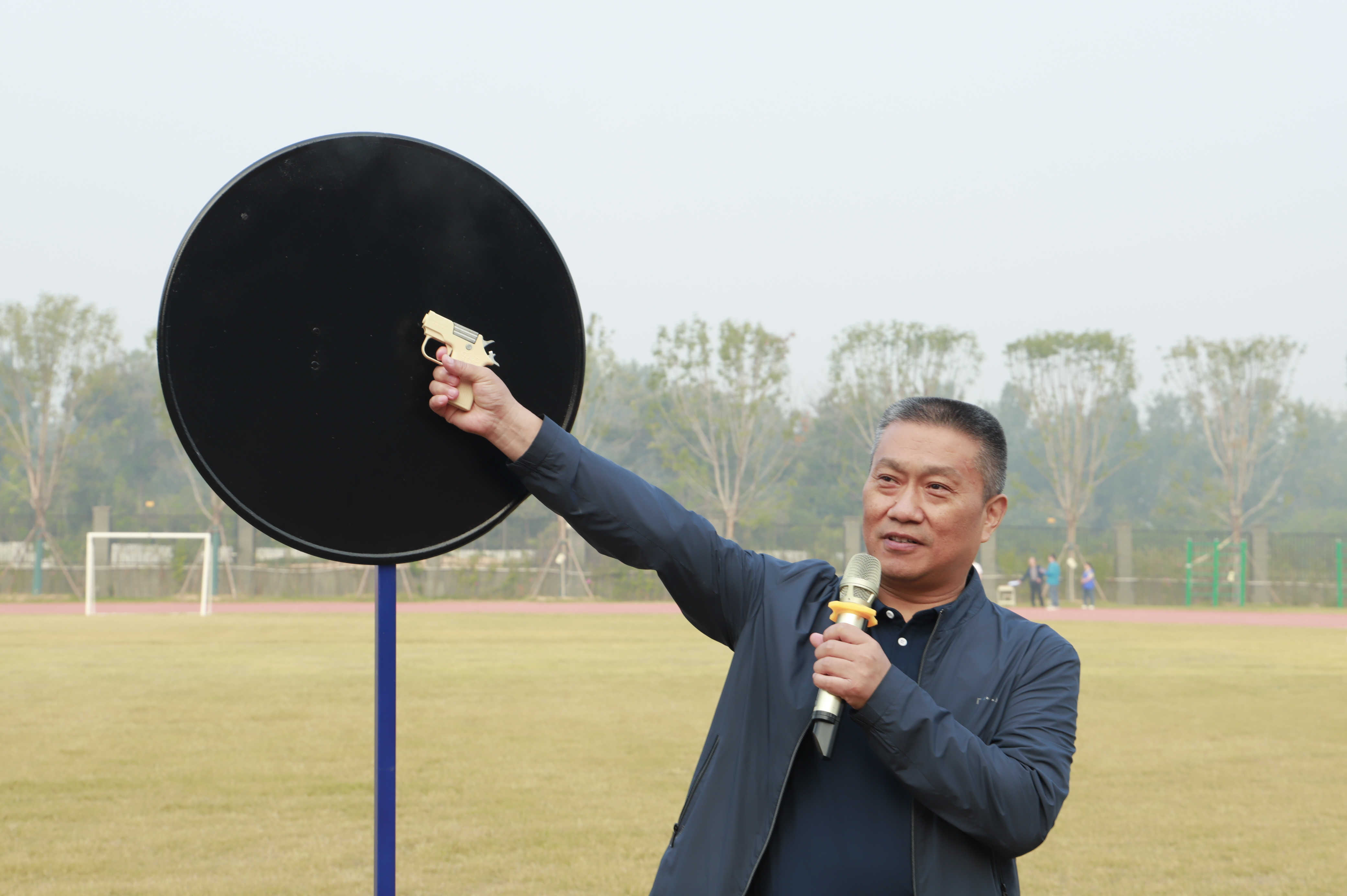 郑州市第十六高级中学第二届体育艺术节学生运动会圆满结束